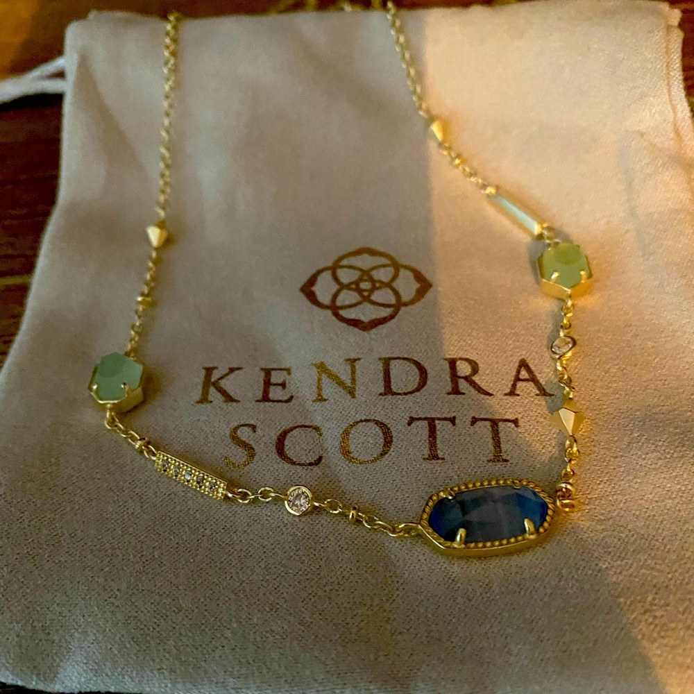 New without tags Kendra Scott long necklace. Very pretty!
